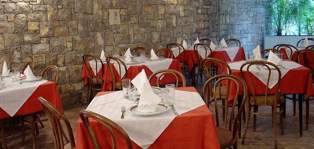 Hotel Castellastva Petrovac Exteriör bild